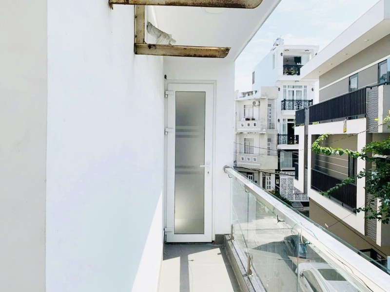 BÁN NHÀ MẶT TIỀN 60M2 4 TẦNG NGANG 4,5M 2 MẶT TIỀN KD ĐỈNH LÊ VĂN DUYỆT  NGỢP BANK GẤP BÁN 9.4 TỶ. - Ảnh chính